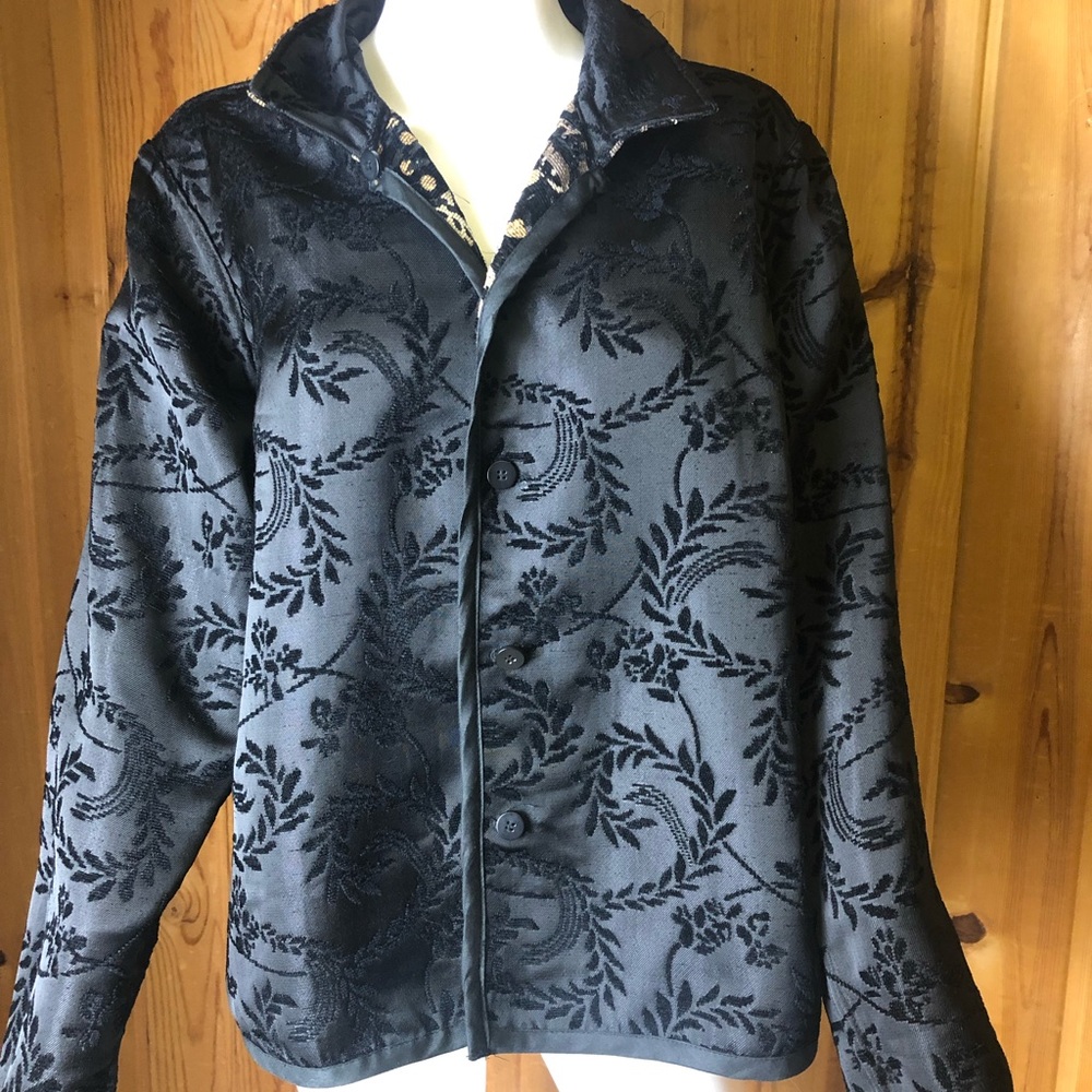 Stunning Reversible Size Large Jacket ~ No Tag Pit To Pit 20in